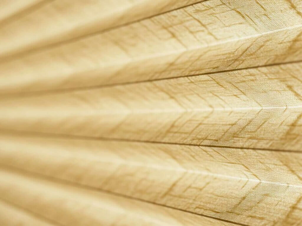 Single cell shades work well in rooms where insulation is less critical, like living rooms or guest bedrooms. They pair beautifully with custom shade setups and complement modern home decor without overwhelming the space.